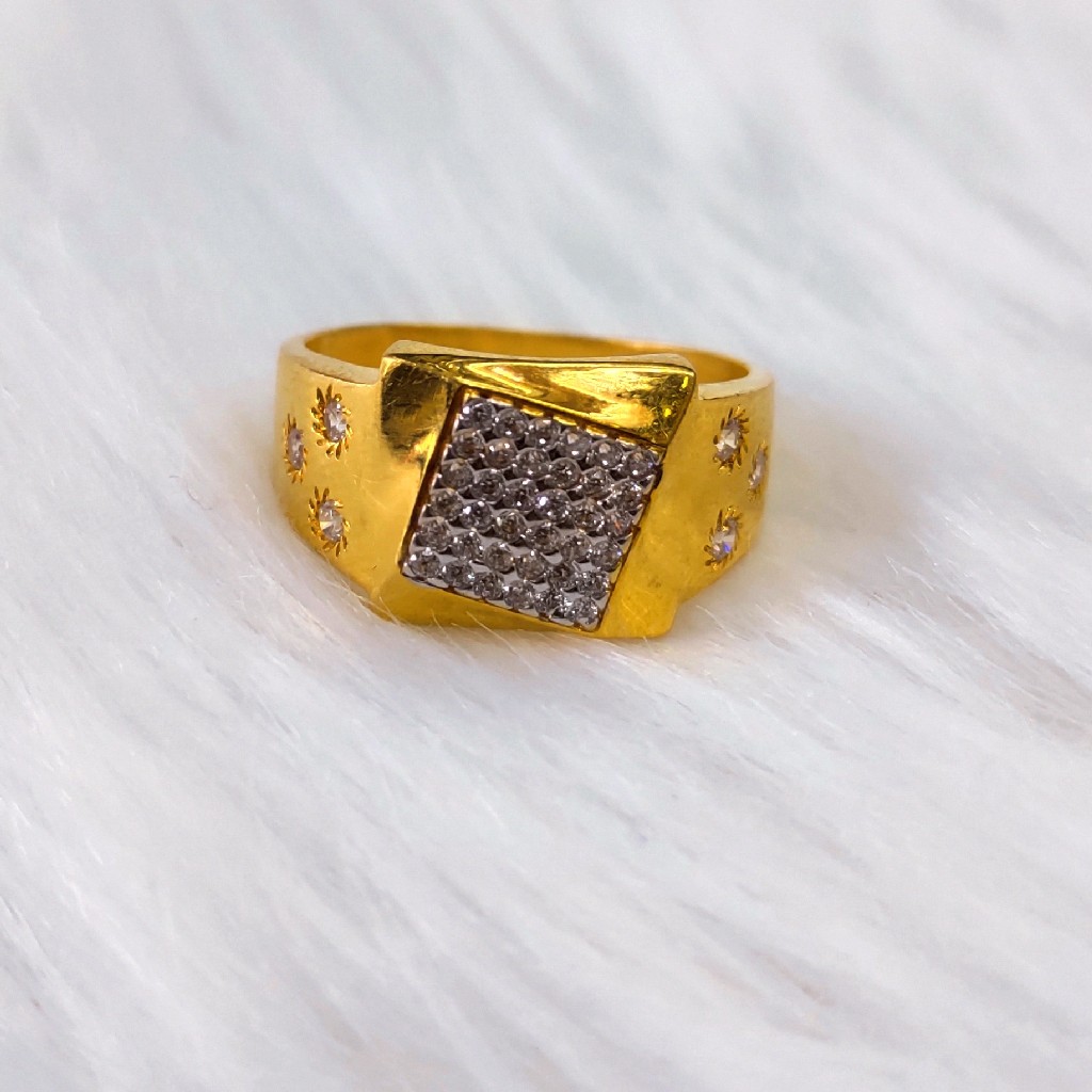 22 carat 916 diamond fancy gents ring