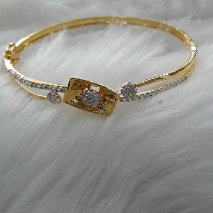 diamond antique ladies bracelet