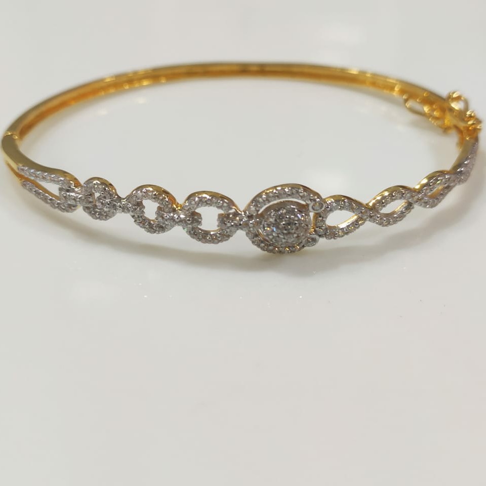 fancy ladies bracelet
