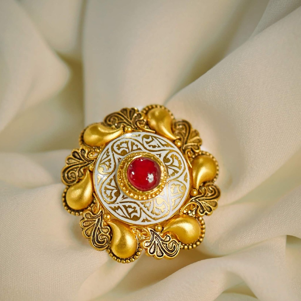 jadatar antique ring