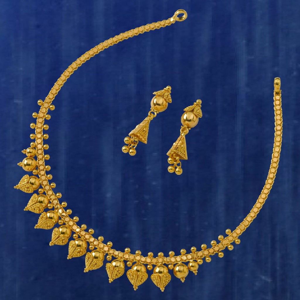 Fancy necklace set