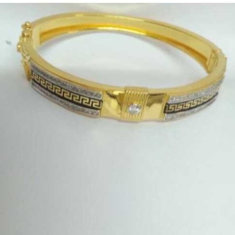 Gold Gents Indian Fancy Bracelet Yellow