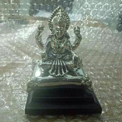 Hollow Idols