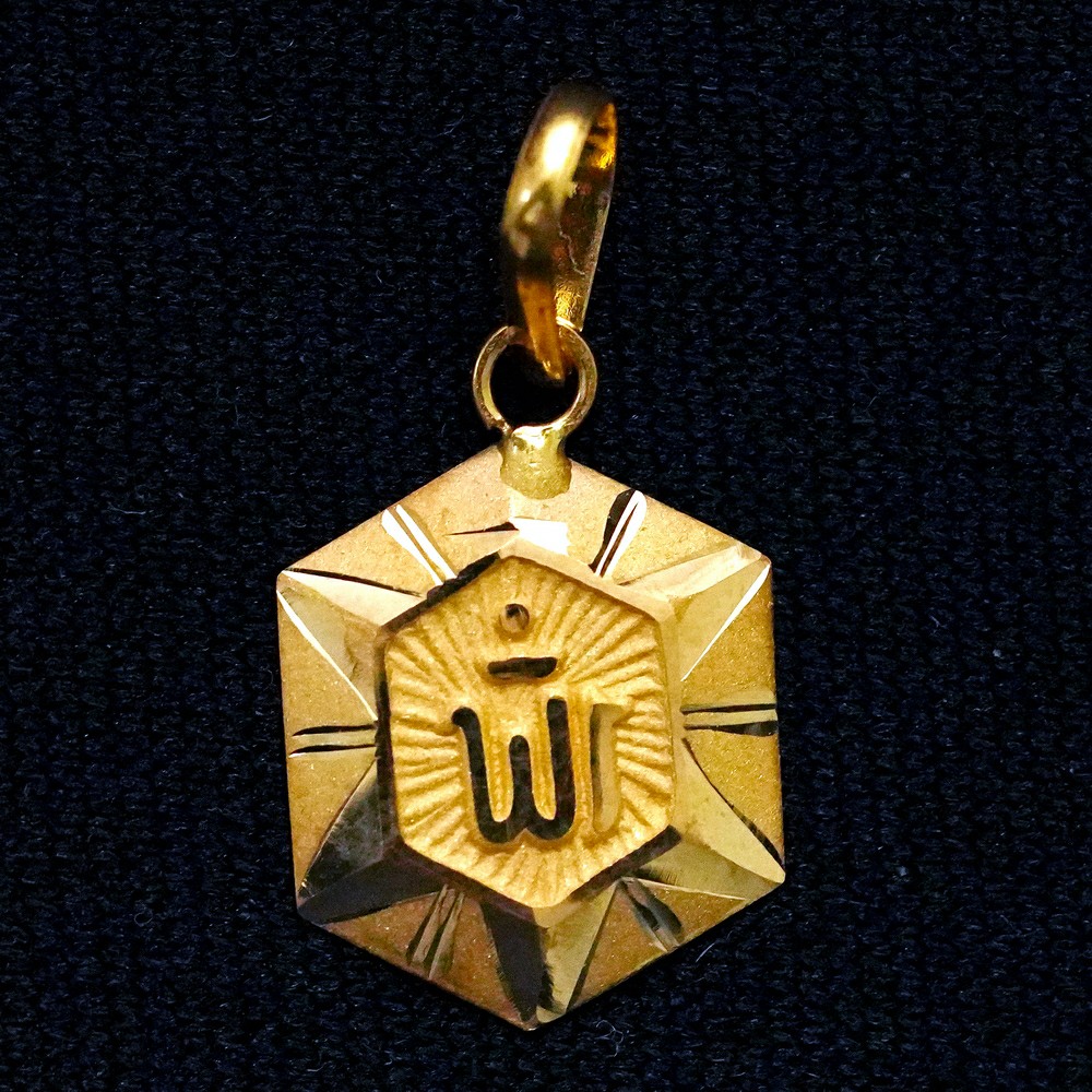Plain  pendants