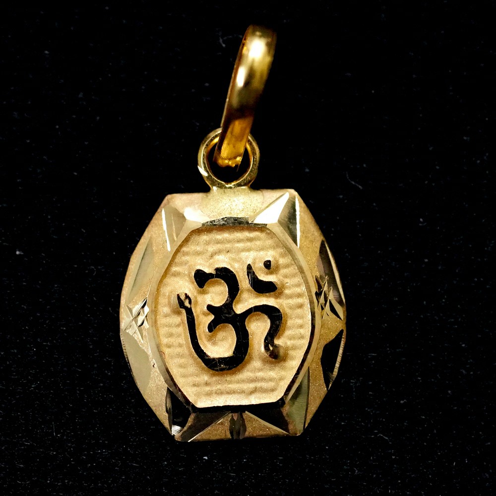 om pendants