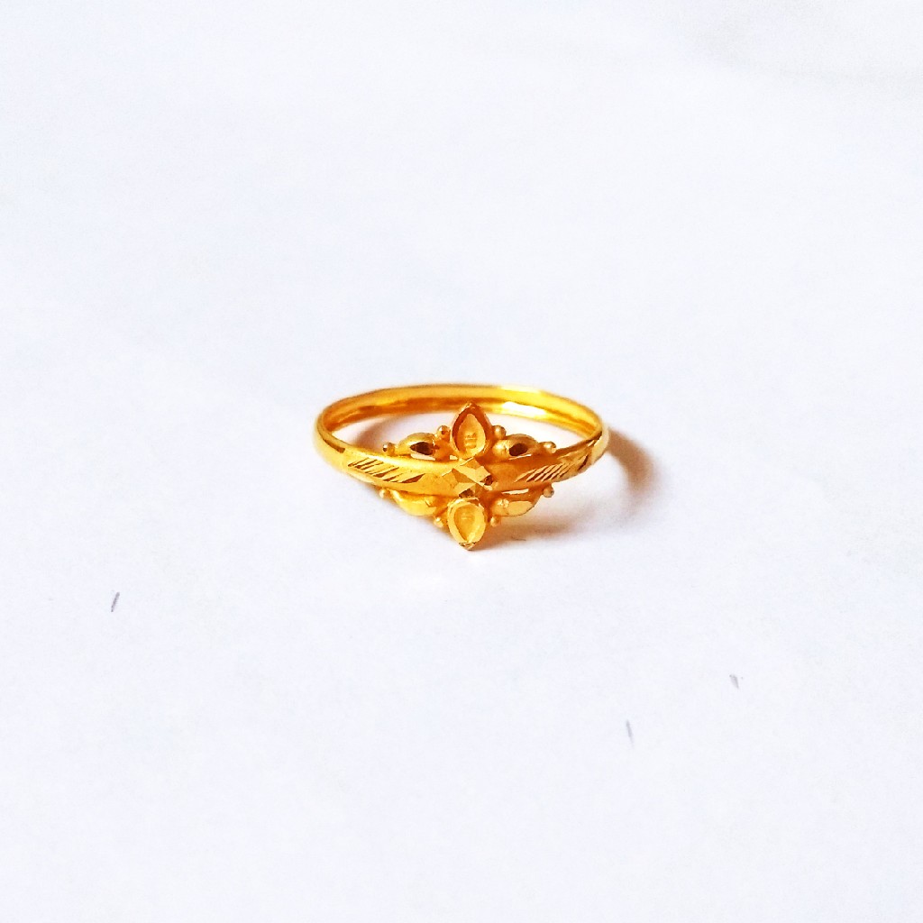 Ladies Ring