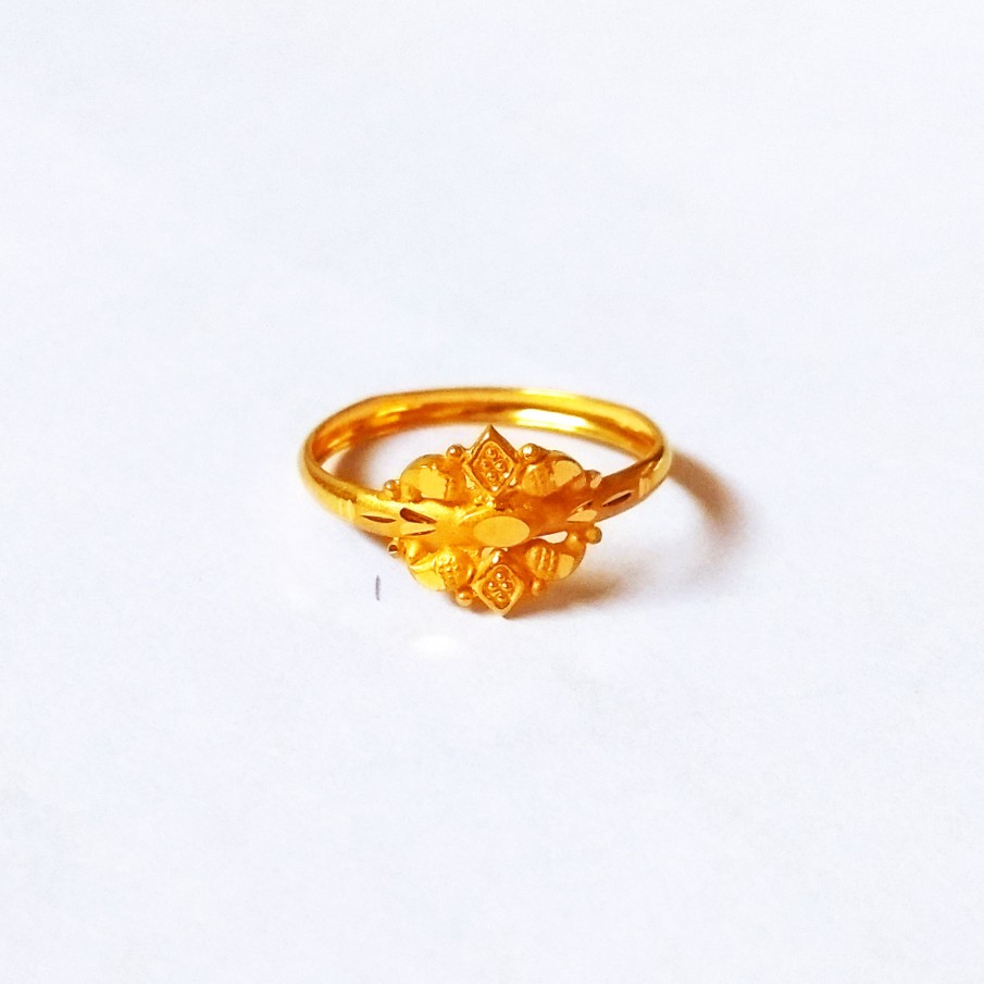 Ladies Ring