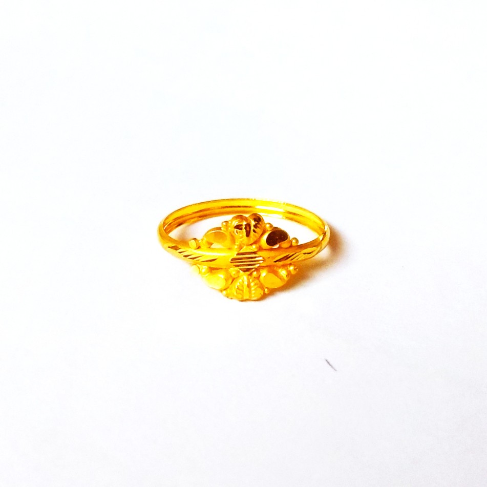 Ladies Ring