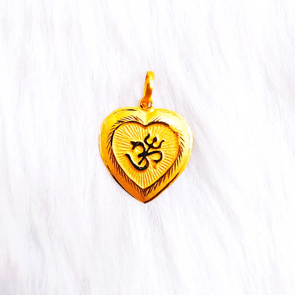 Om pendants