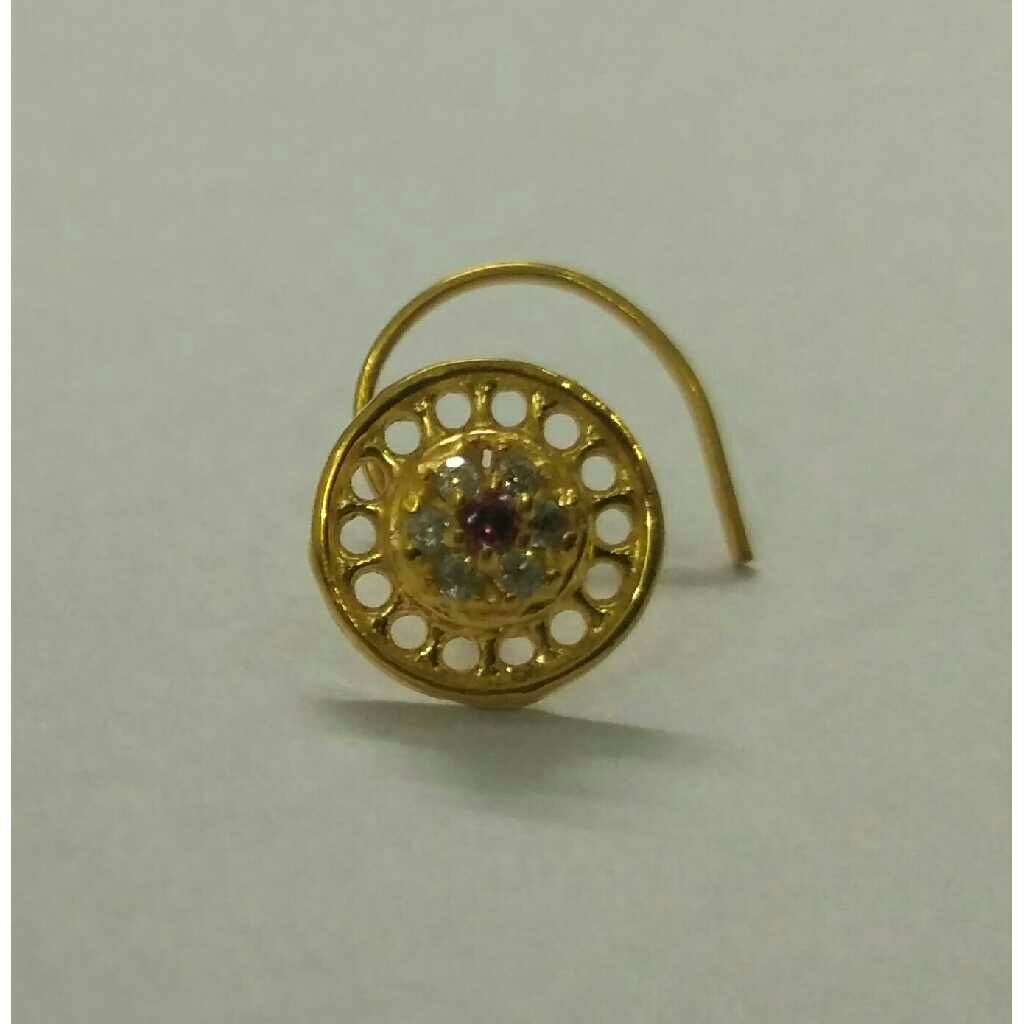 Gold Diamond Classic Ladies Nose Pin