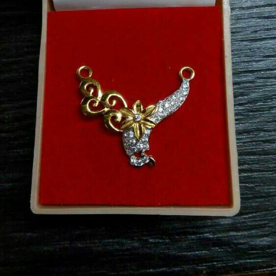 22K/916 Gold Fancy AD Pendant
