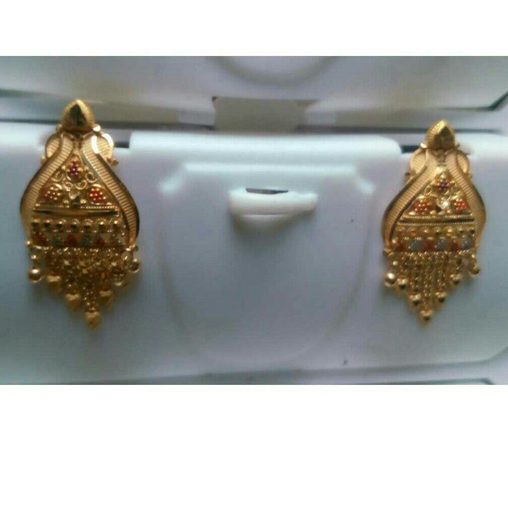 18K Gold Calcutti Attractive Earrings
