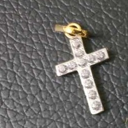 18KT Gold Ladies AD Casting Fancy Pendant