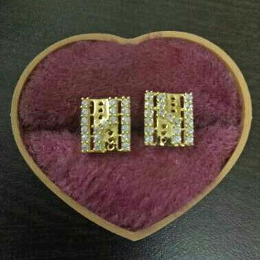 916 Gold Attractive Baby Tops