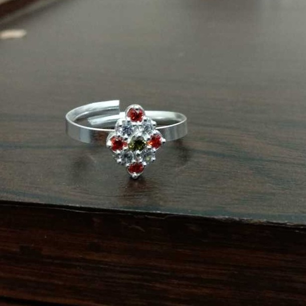 Silver Ladies Ring
