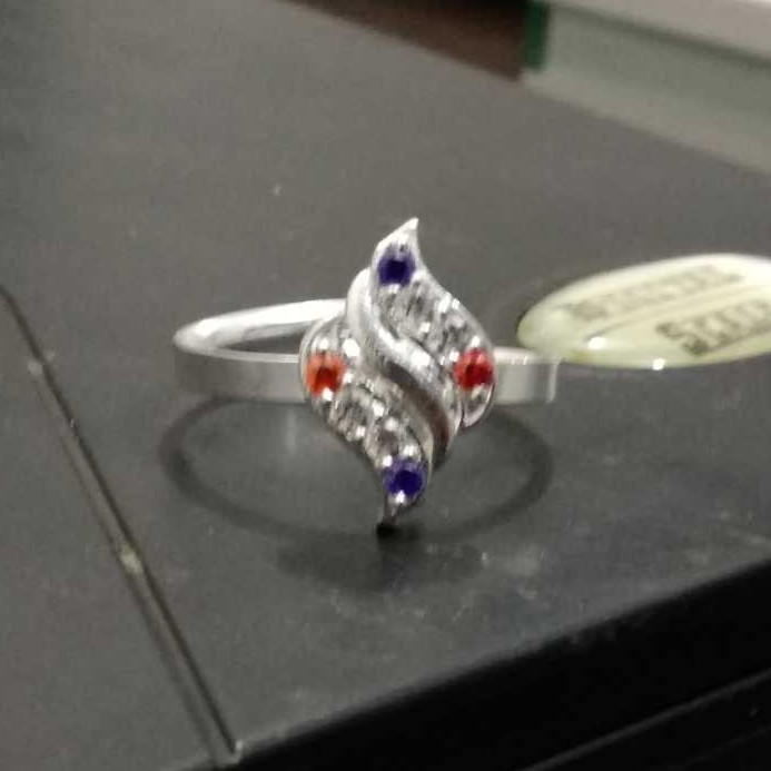 Silver Ladies Ring