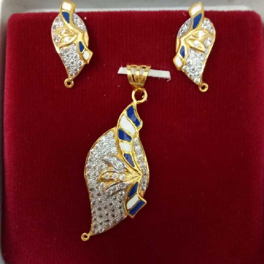 22KT Gold Pendant Set