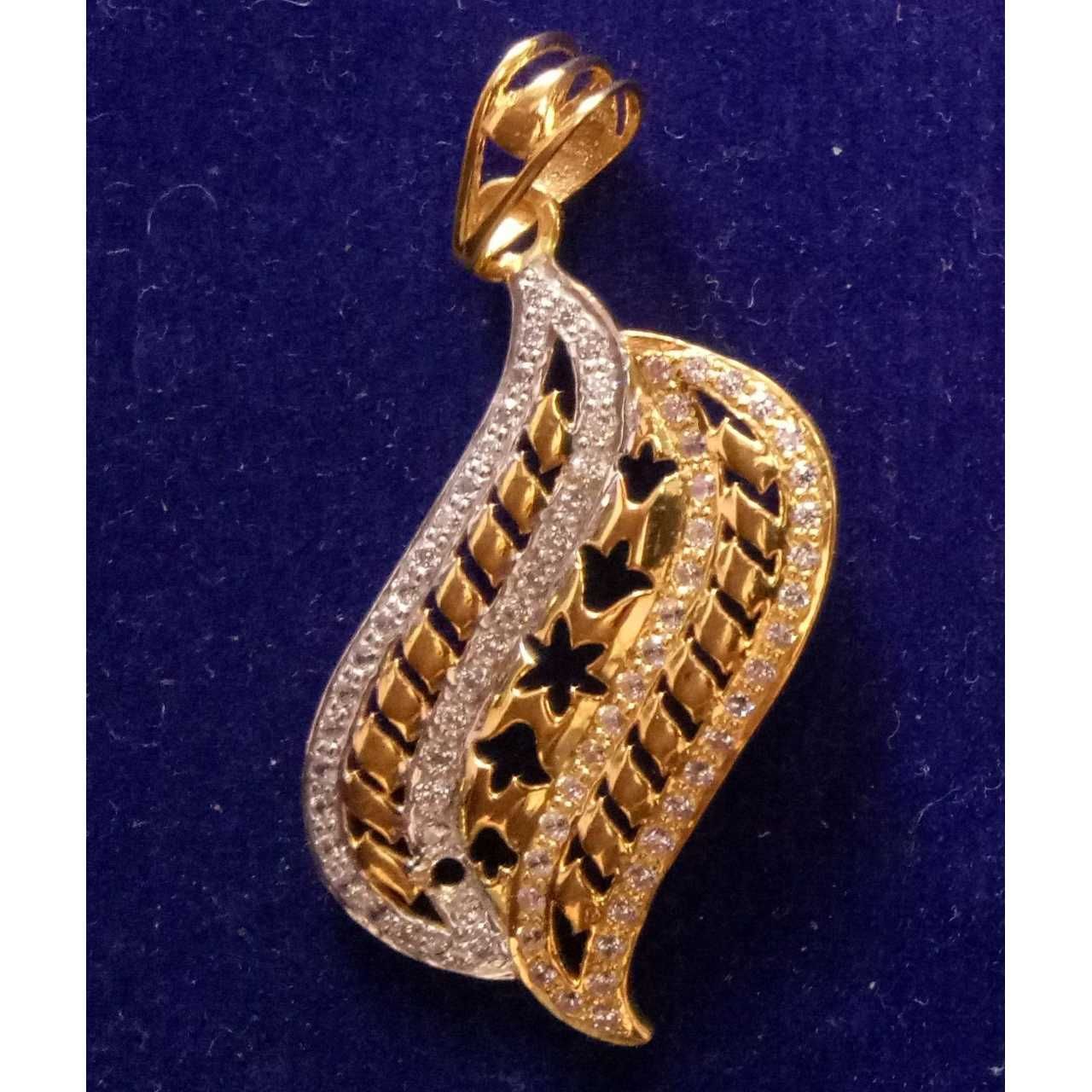 22KT Gold Designer Pendant