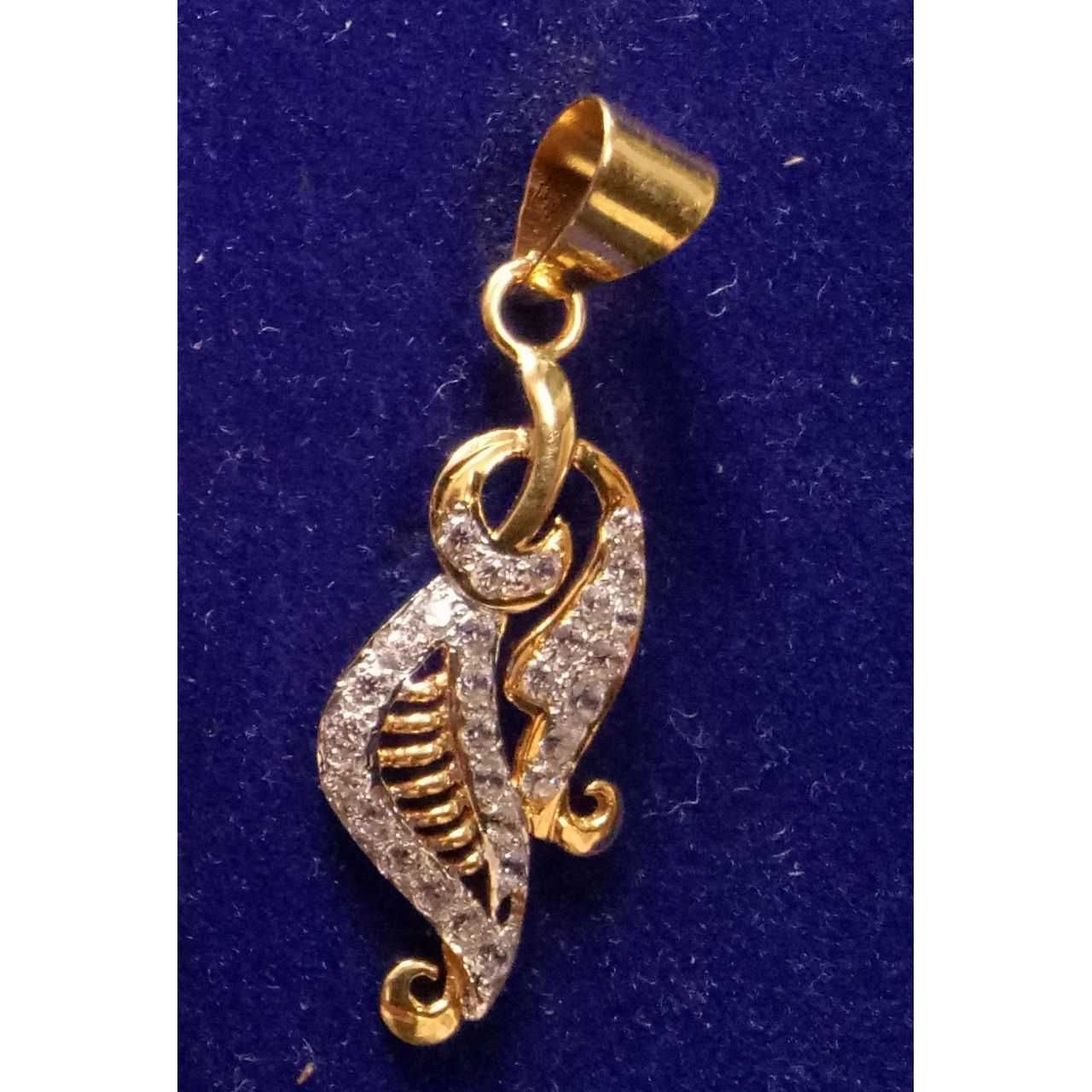 22KT Gold Designer Pendant