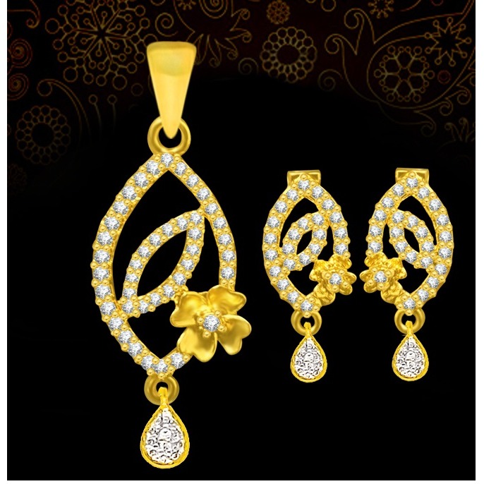 22KT Gold Ladies Indian Fancy Pendal set