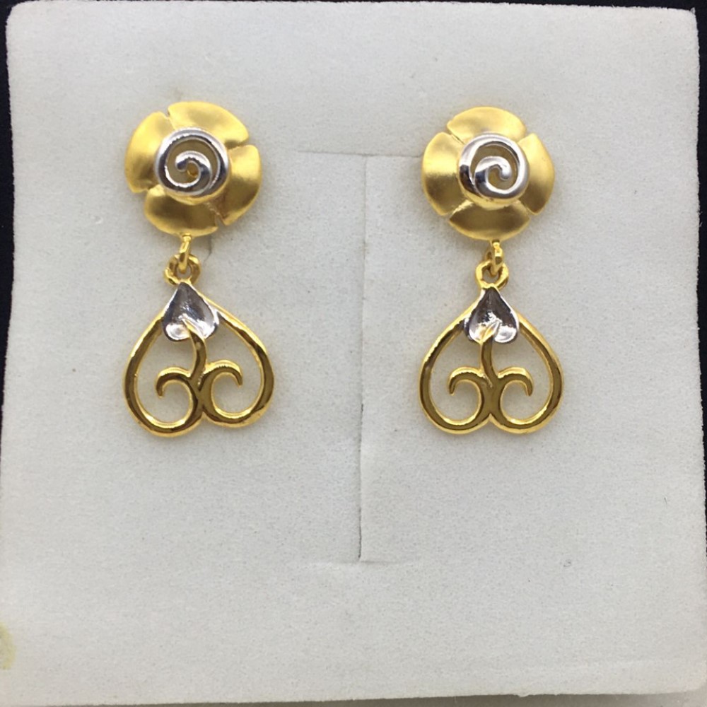 18k Yellow Gold Fancy Handmade Earrings