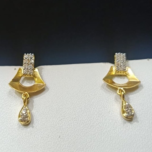 18CT Gold Traditional Design Earring Hallmark For Women