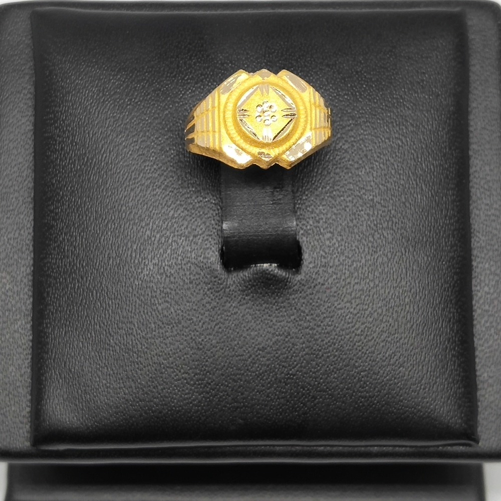 18Kt gold attractive gents ring dj-r004