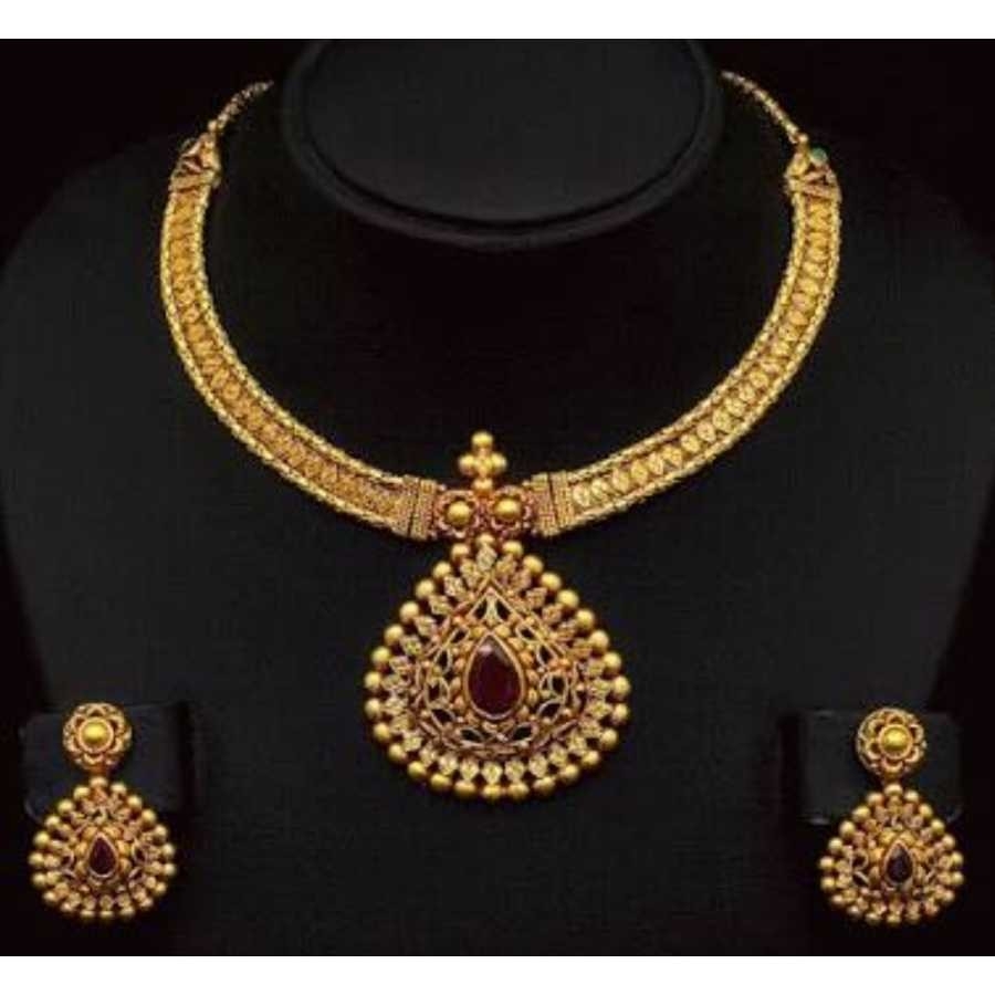 Ladies Designer Necklace Set