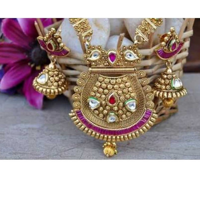 Designer Necklace Set