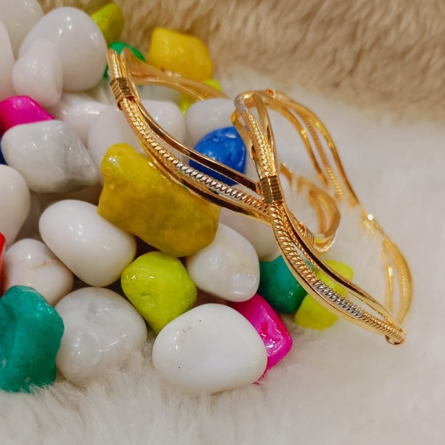 22K Gold Twisted Pipe Kadli Bangle
