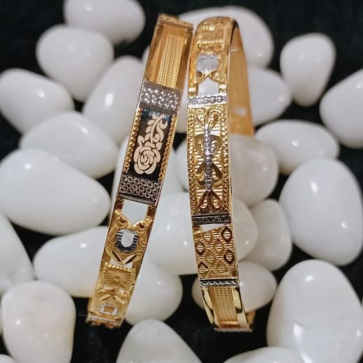 916 Gold Antique Kadli