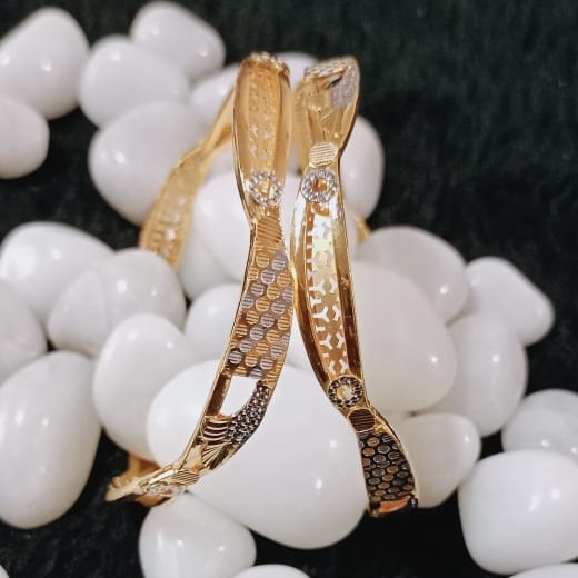 22K Gold Stunning Copper Kadli