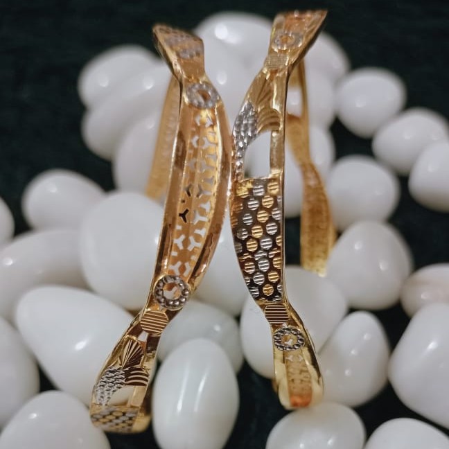 916 Gold Fancy Bangles