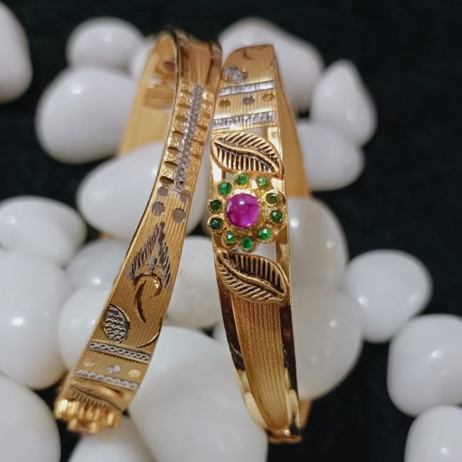 22K Gold Leaf Design Copper Bangle