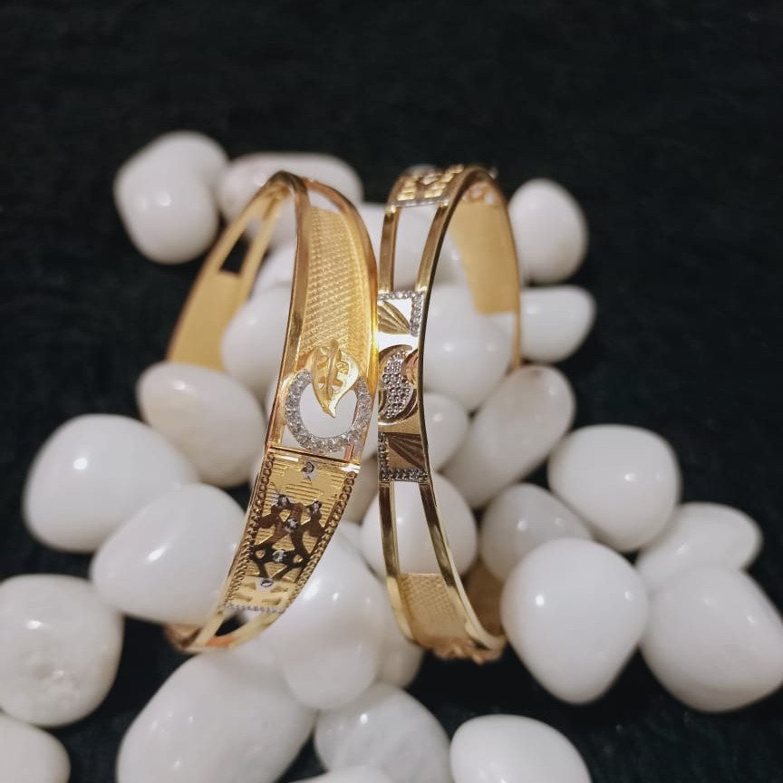 916 Gold Leaf Design Kadli Bangle
