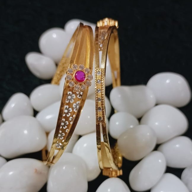 22K Gold Pink Stone Copper Kadli