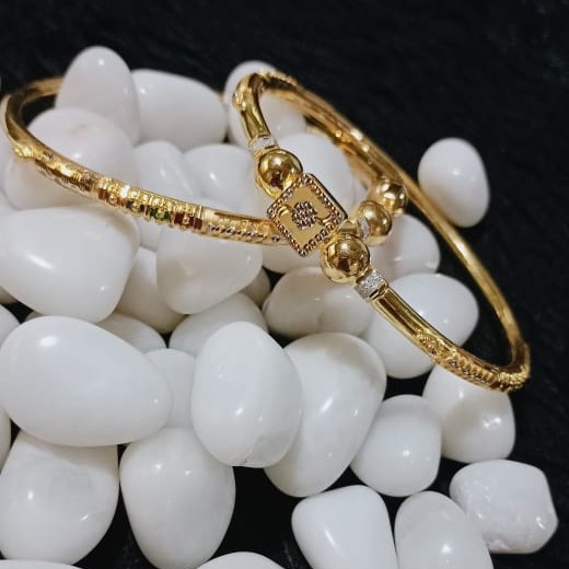 916 Gold Unique Copper Kadli Bangle