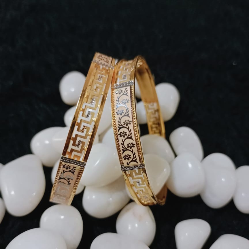 916 Gold Unique Copper Kadli Bangle
