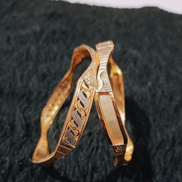916 Gold Unique Copper Kadli Bangle SGC39