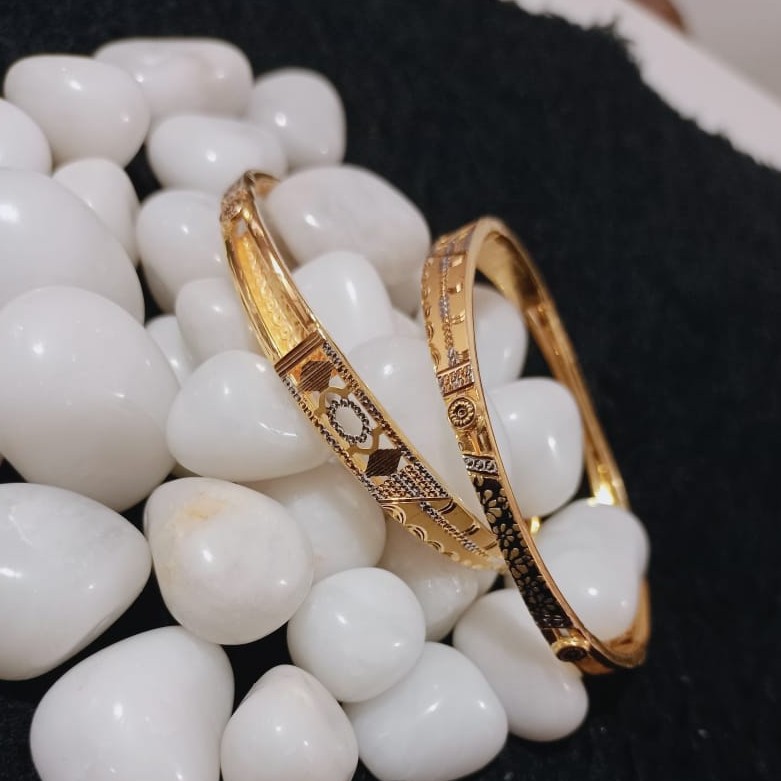 916 Gold Handmade Copper Kadli Bangle SGC29