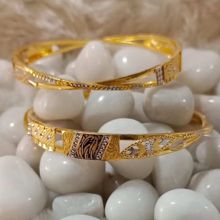22KT Gold Trendy Special Occasion Copper Kadli Bangle SGB19