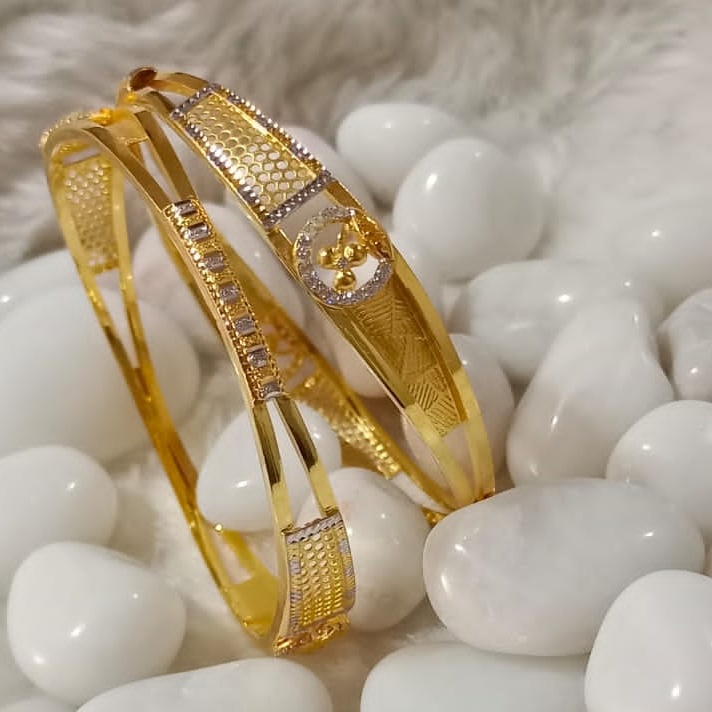 22KT Gold Classic Ethnic Copper Kadli Bangle SGB18