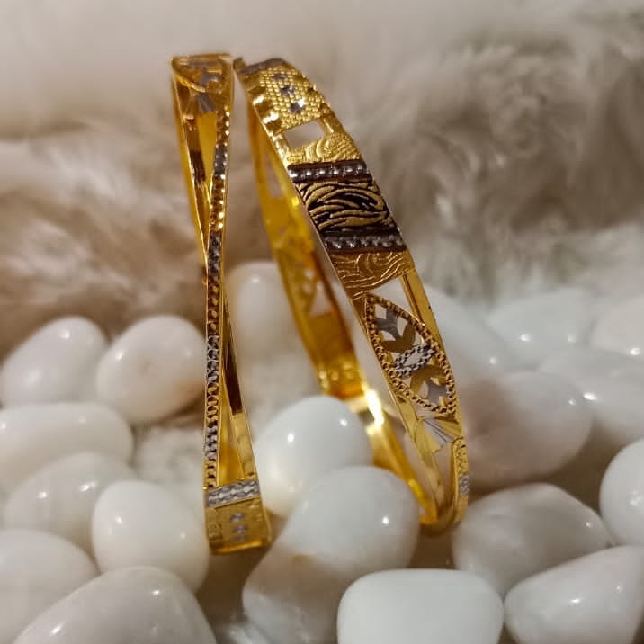 22KT Gold Fancy Wedding Copper Kadli Bangle SGB15
