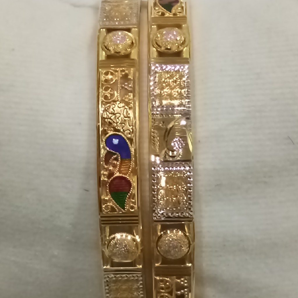 916 CZ Antique Bangle SG-231