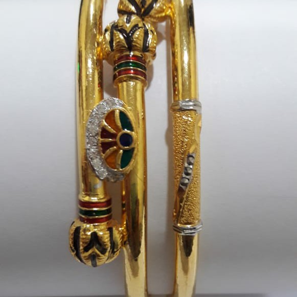 916 Designer Bangle SG-227