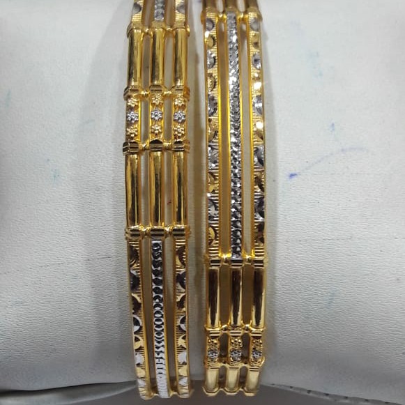 916 Three Line Bangle SG-174