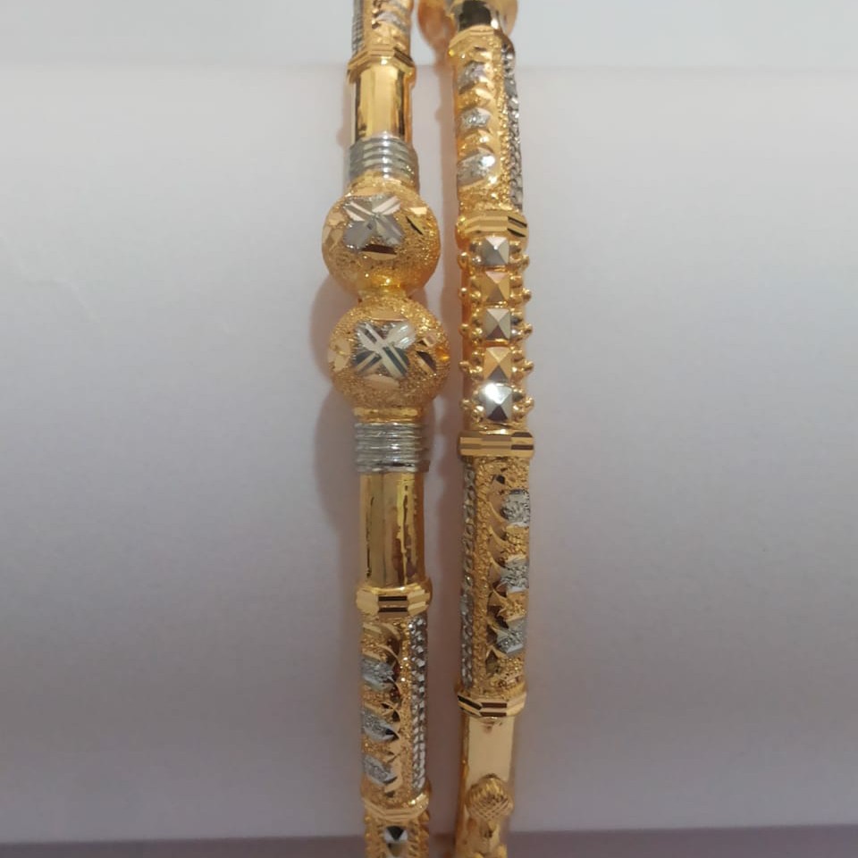 916 cz Pipe Bangle SG-164