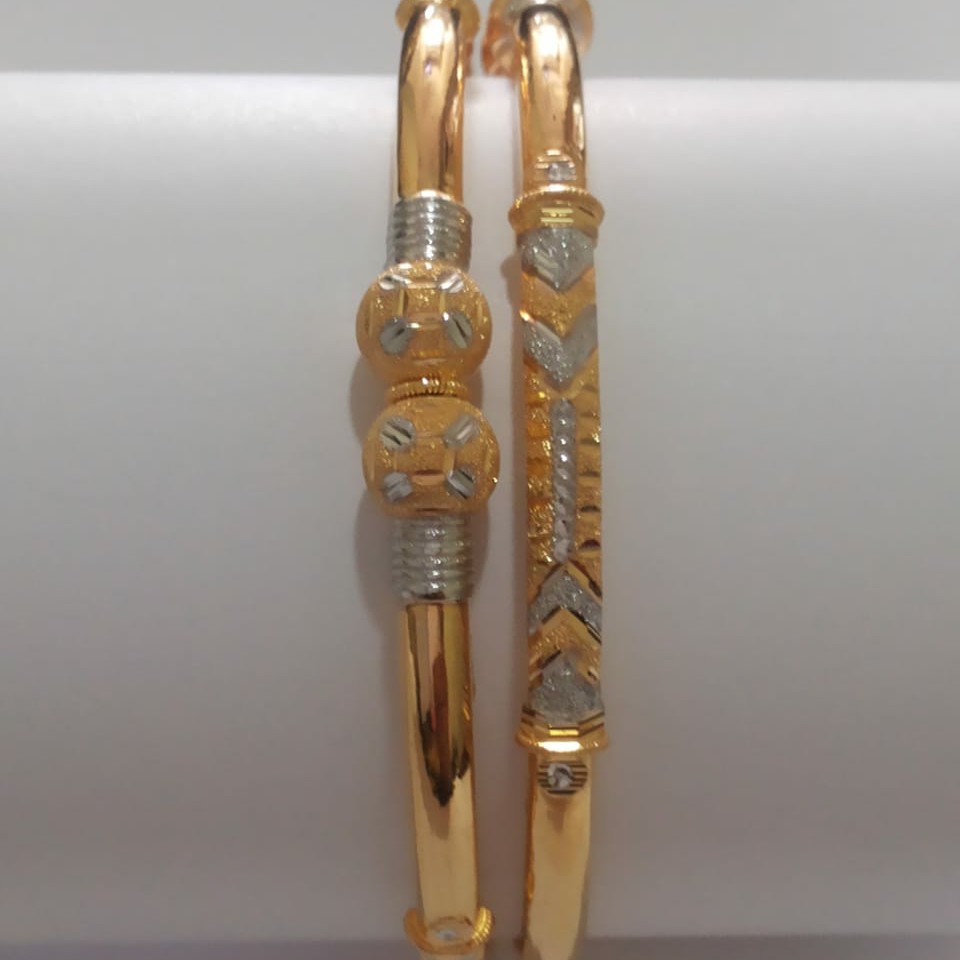 916 Kadli cz Bangle SG-151