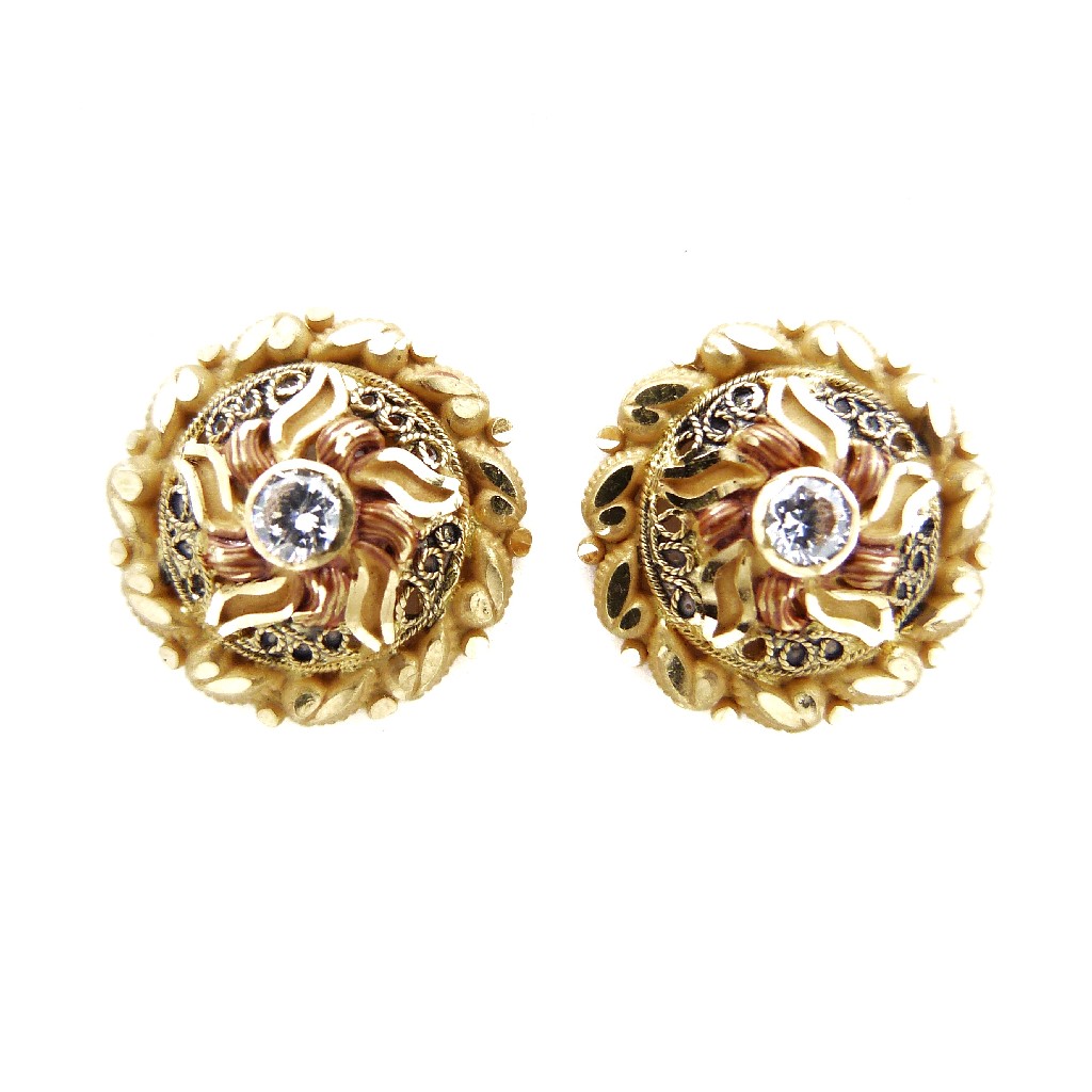 22K Gold Round Fancy Earring