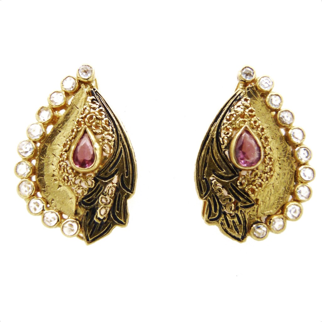 22K Gold  Antique Earring